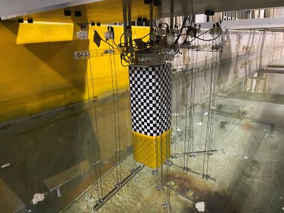 海上波浪爬升立柱实验模型